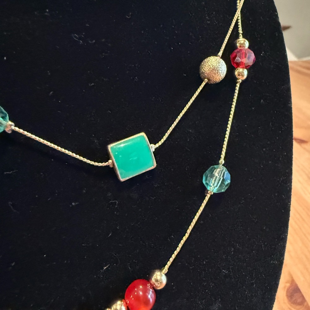 Christmas Gold Tone Beaded Double Strand Necklace - Picture 4 of 7